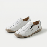 Nila – Elegant Comfort with Practical Zipper