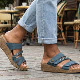 Carrie – Fresh Elegance in Stylish Blue