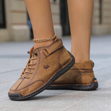 Lola - Ankle-High Comfort Sneaker
